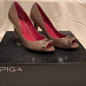 Cole Haan pumps with Nike Air soles